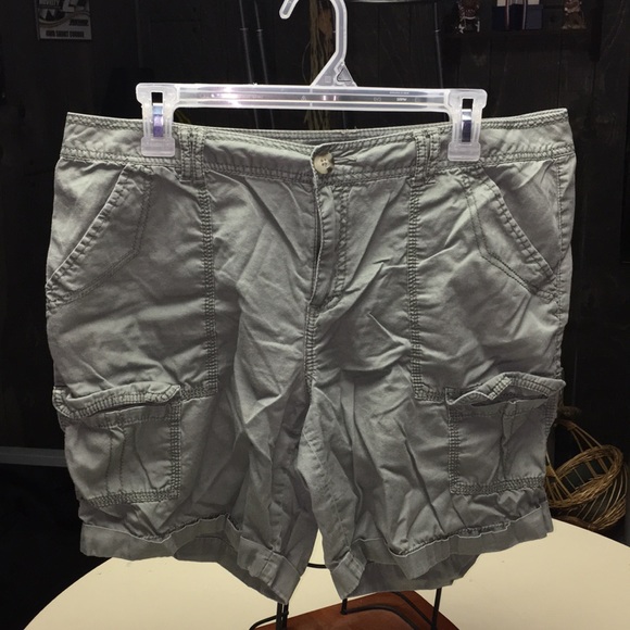 french cuff Pants - French Cuff olive walking shorts size 12
